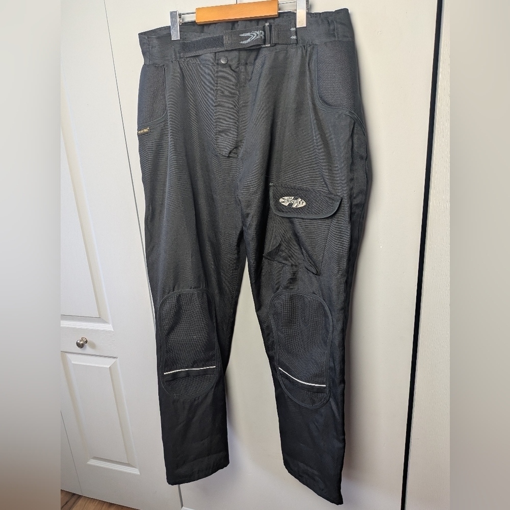 JOE ROCKET Moto Pants Size 2XL Side Zippers Velcro At Waist Made In Korea Black